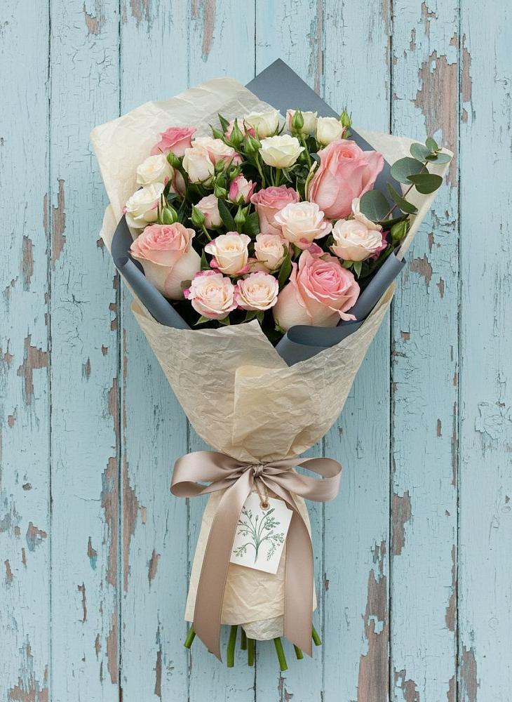 Букет цветов из: Розы в Топках