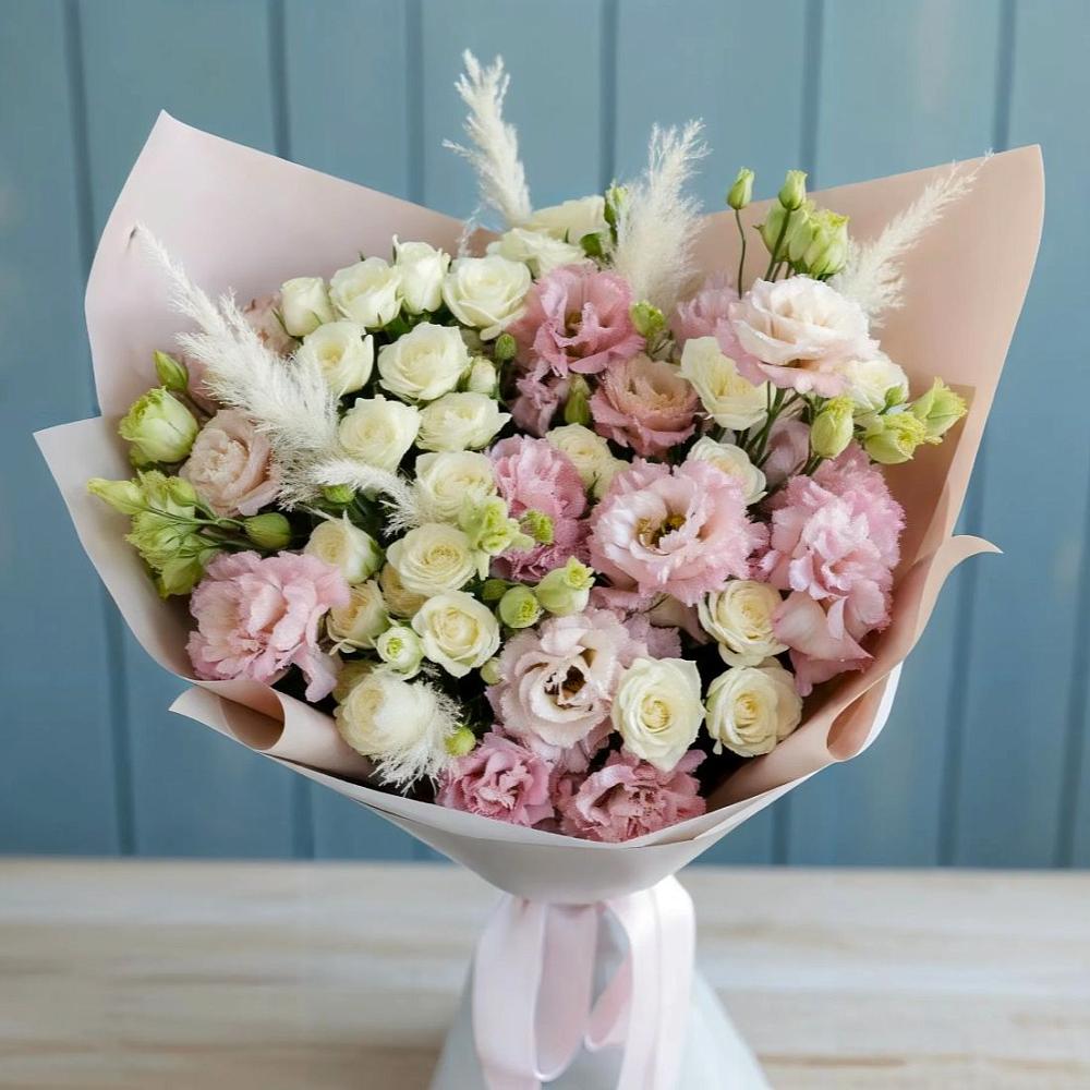 Букет цветов из: Альстромерии и Розы в Топках