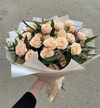 Букет Кремовые розы Латте в Топках