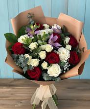 Букет цветов из:  Розы и Альстромерии #REPLACE_PRED# Топках