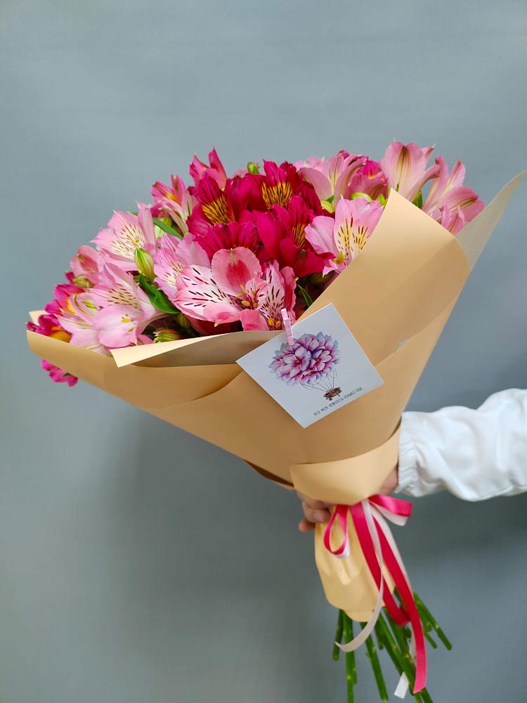 Букет цветов из: Альстромерии в Топках