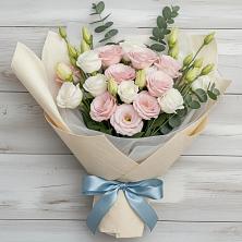 Букет цветов из:  Лизиантусы в Топках