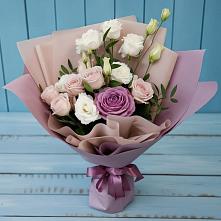 Букет цветов из:  Розы и Лизиантусы #REPLACE_PRED# Топках