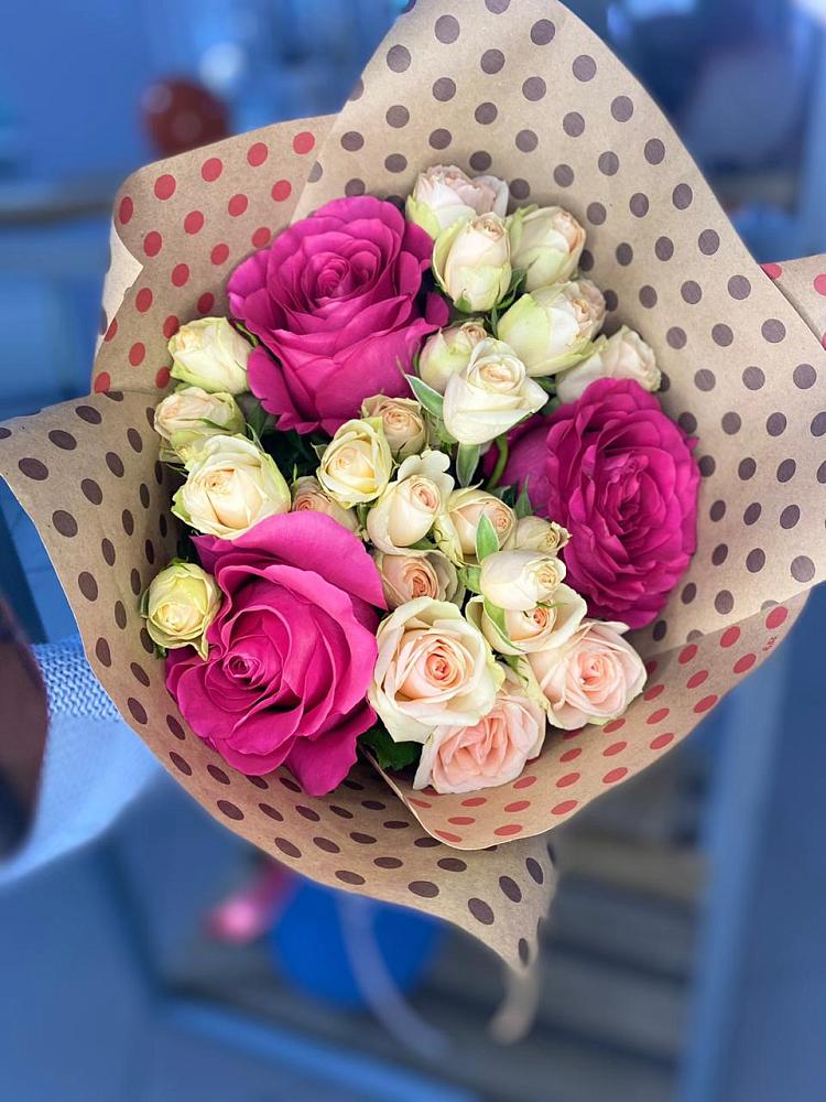 Букет цветов из: Розы в Топках