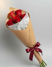 Букет цветов из:  Розы в Топках
