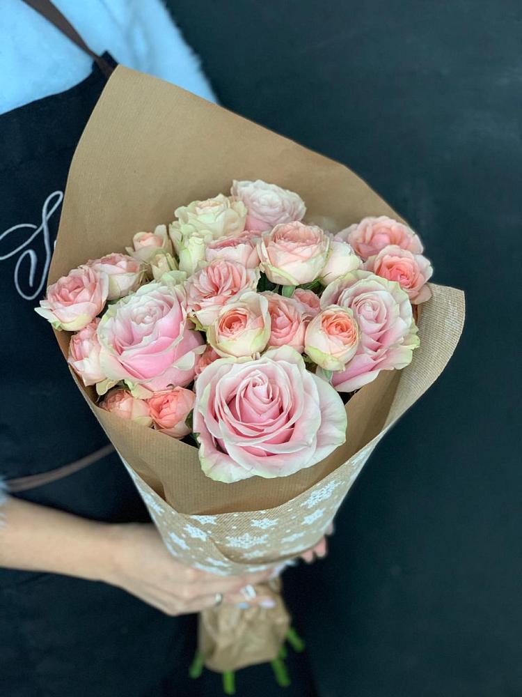 Букет цветов из: Хризантемы и Розы в Топках