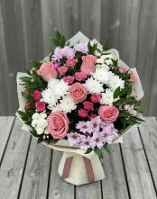 Букет цветов из:  Альстромерии, Гвоздики, Розы и Хризантемы в Топках