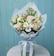 Букет цветов из:  Розы и Лизиантусы #REPLACE_PRED# Топках