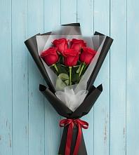 Букет цветов из:  Розы в Топках