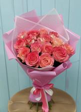 Букет 15 Розовых роз Равель в Топках