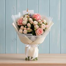 Букет цветов из:  Розы в Топках