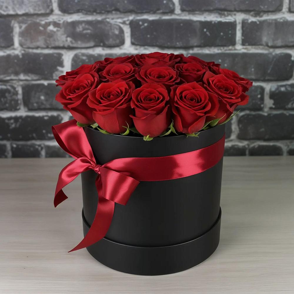 Цветочная композиция из Розы в шляпной коробке в Топках