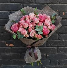Букет цветов из:  Розы в Топках